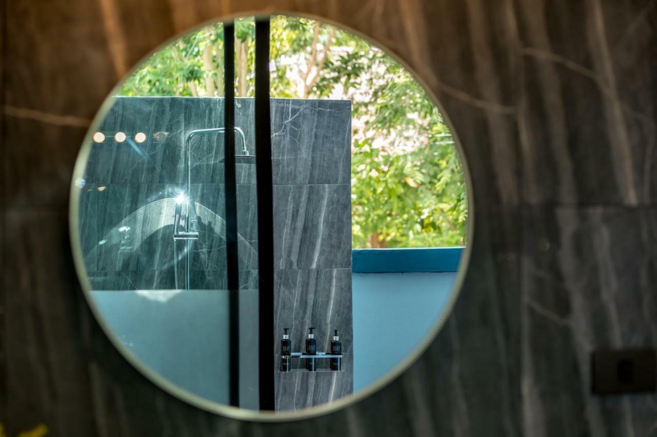Villa Baan Suaan Kluay Mai Laem Sor Exteriör bild